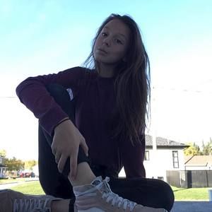 Meet your Posher, Olivia